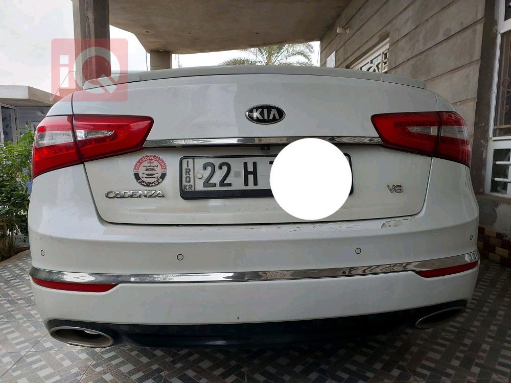 Kia Cadenza